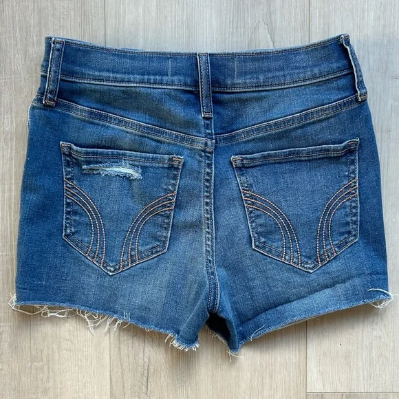 Hollister High Rise Ripped Denim Shorts 3" - Picture 2 of 4